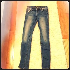 Delia's Taylor Super Skinny Jeans