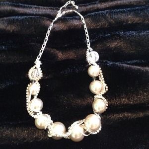 Large pearl beaded necklace