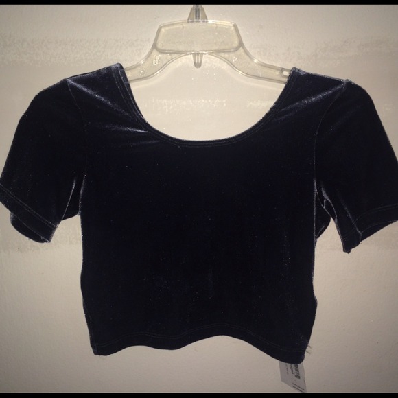 Stretch Velvet Crop Tee