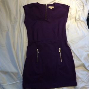 Purple sleeveless zipper back Michael Kors dress