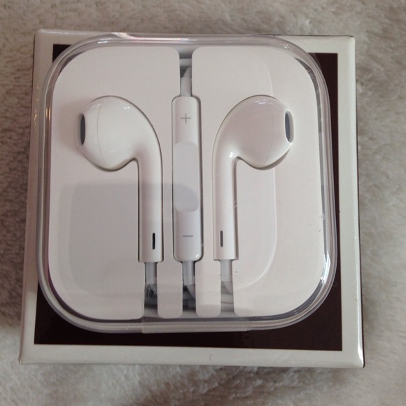 Apple earphones