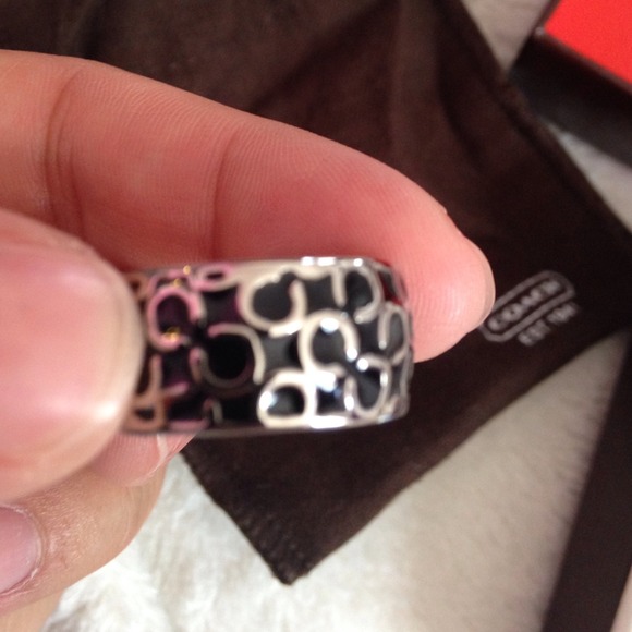 coach ring - Picture 4 of 4