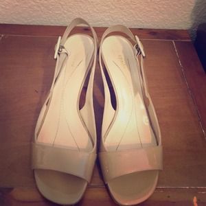 Kate Spade Patent Leather Sandal!