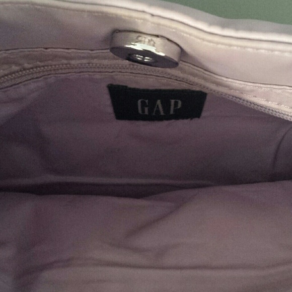 GAP handbag - Picture 2 of 2