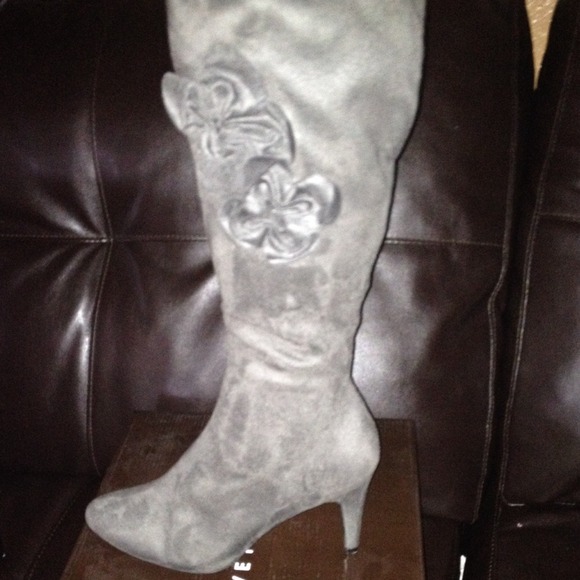 Have to much shoes - Picture 2 of 4