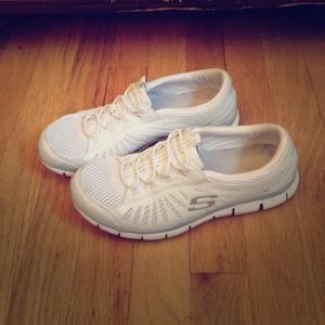 Sketchers Flex Slip ons SUPER COMFY