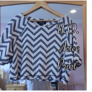 🚫SOLD🚫 Urban Outfitters Aztec patterned crop top