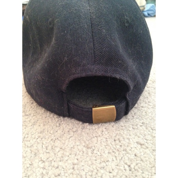 Navy baseball hat - Picture 2 of 2