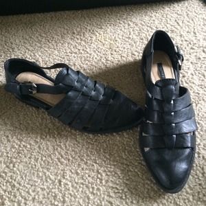 Pleather pointed toe flats