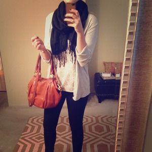 "Go to" casual cardigan