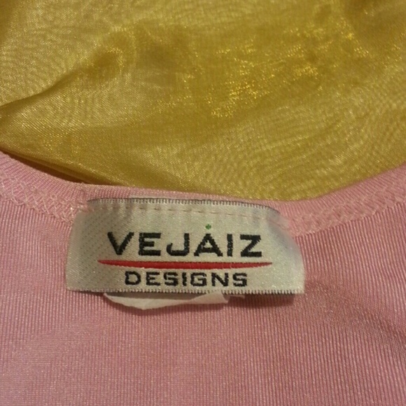 Elegant & Exquisite Tank Shell - Picture 2 of 3