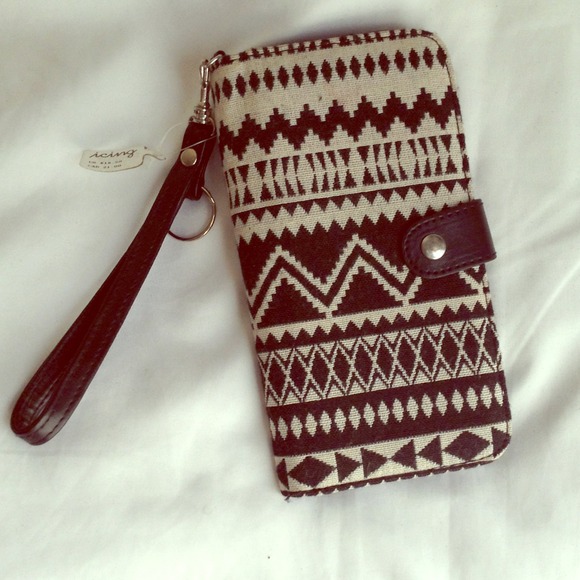 Aztec Wallet/ cellphone carrier