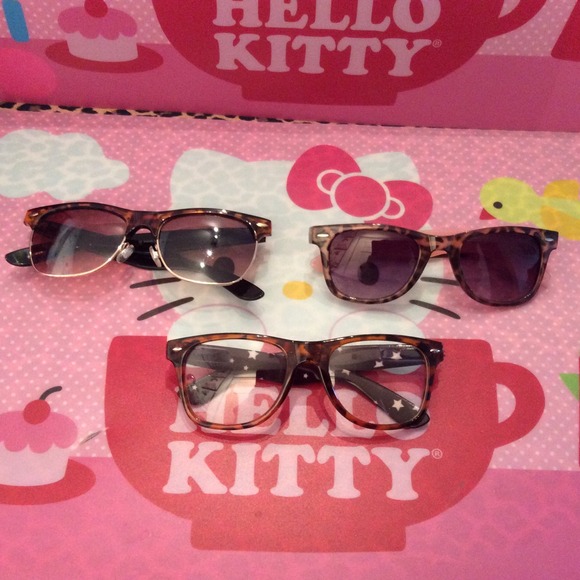 😎💘Various sun glass lot shades😎💘