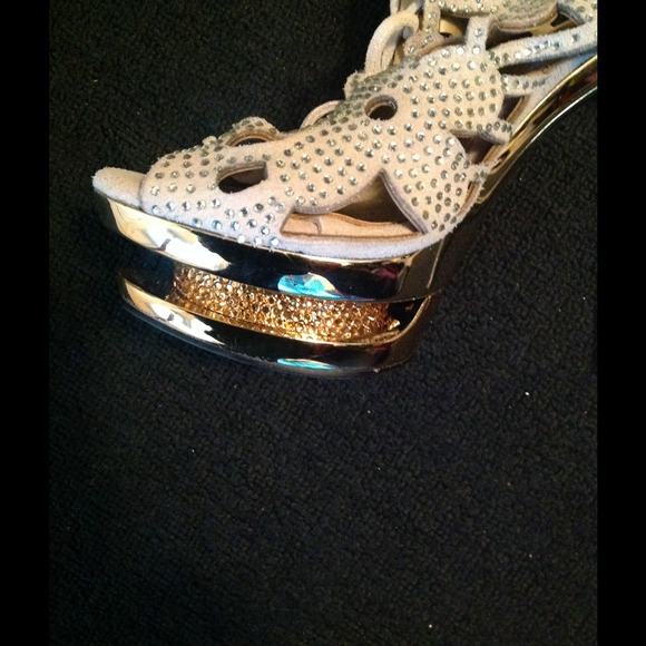 SOLD!!!!...Faux Suede Rhinestone Boots - Picture 2 of 4