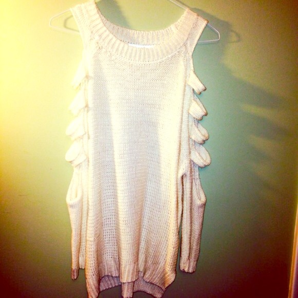 LF Sweater by PIPPALYNN