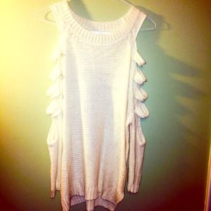 LF Sweater by PIPPALYNN