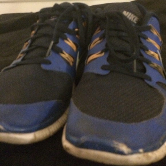 Men's nike sneakers