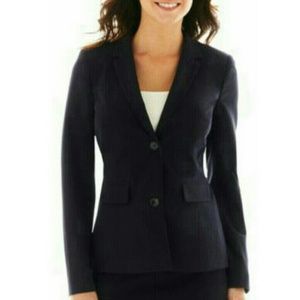 ▪ pre-loved ▪ longline blazer