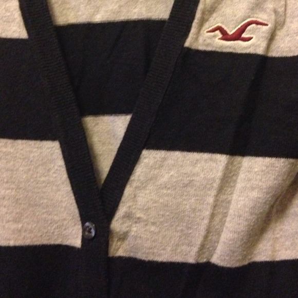 Stripped cardigan! - Picture 2 of 2