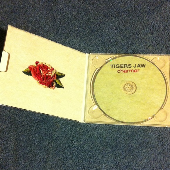 ( signed) Tigers Jaw- Charmer + wolf top