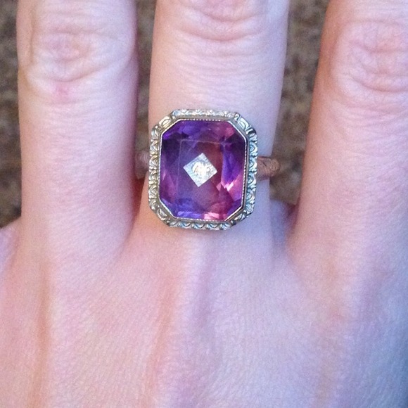 14k Antique Amethyst and Diamond Accent Ring