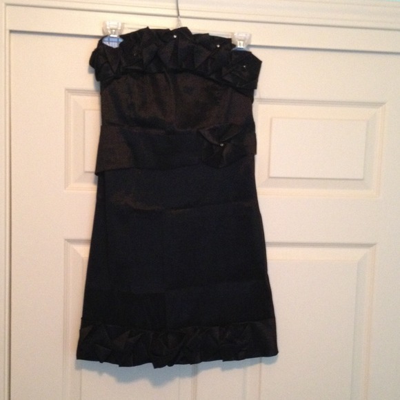 Forever 21 black short dress