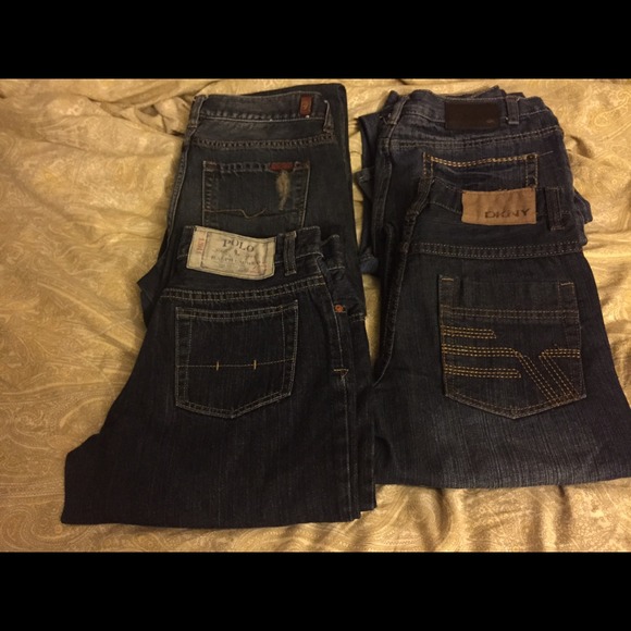 4 pairs of Boys jeans size 14 &3 shirts size 14/16