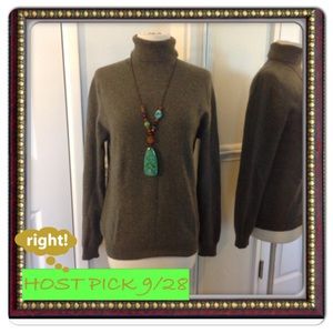 100%cashmere turtleneck sweater