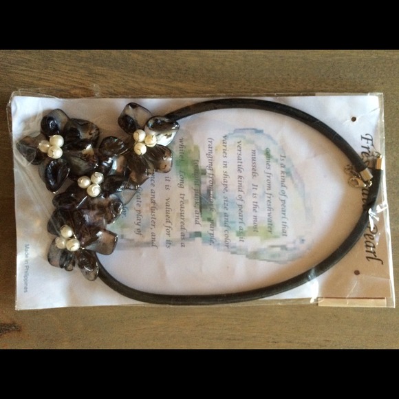 Fresh water pearl necklace. Brand new. Never worn.