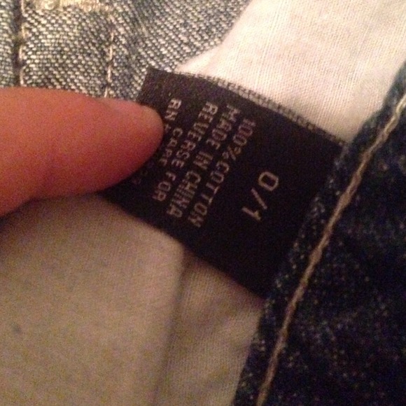 Shorts - Picture 2 of 3