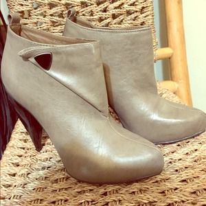 Nice taupe booties by dollhouse