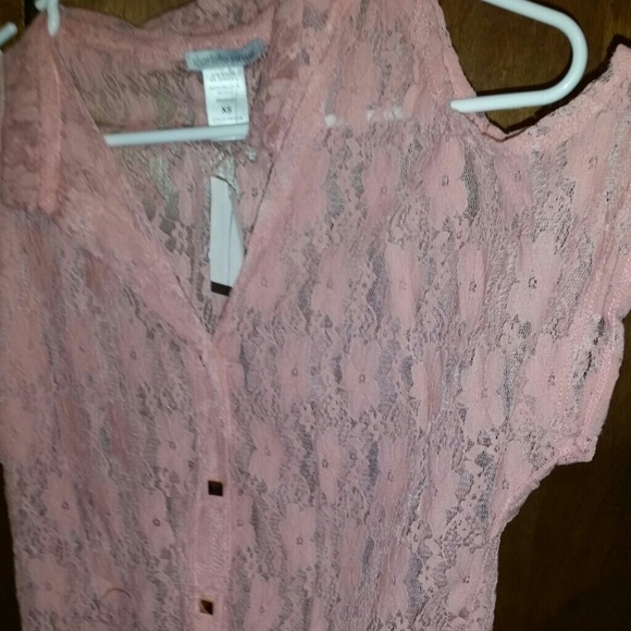 Lace shirt