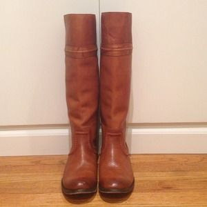 Frye Shoes - Frye Brown Boots Frye Shoes - Frye Brown Boots