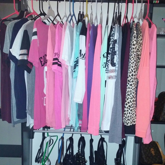 WELCOME TO MY CLOSET! - Picture 4 of 4
