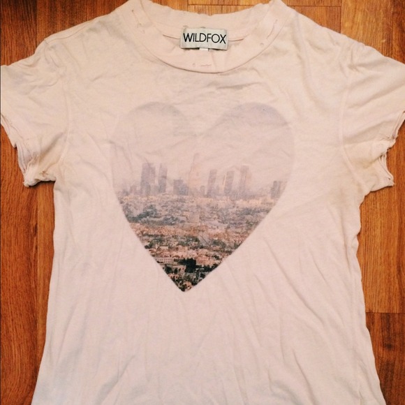 🌟SOLD🌟Wildfox LA city heart tee