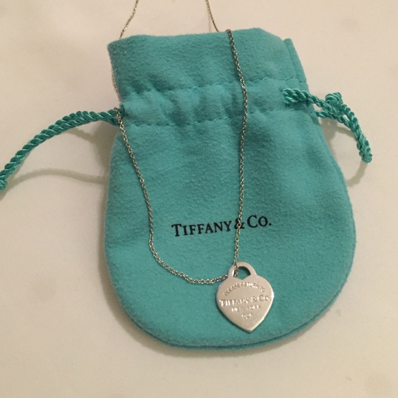❤SALE❤Return to Tiffany's heart tag pendant❤️