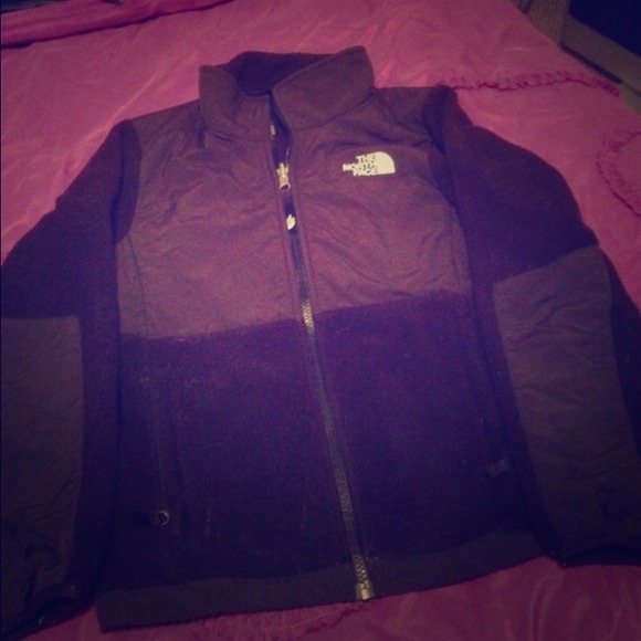 North Face denali ** Price is Firm*** was $45