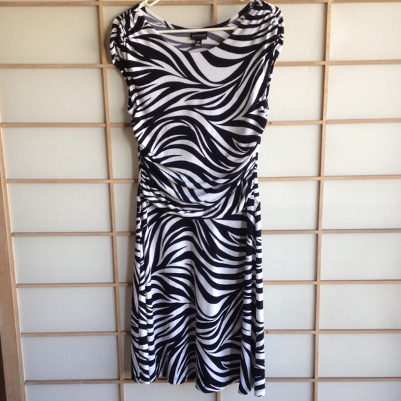 Black & White cocktail dress, size 8P