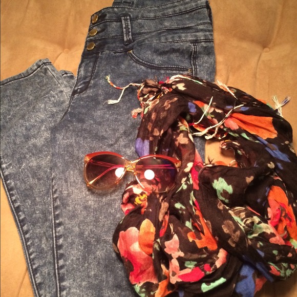 Stone washed - high waist Jeans