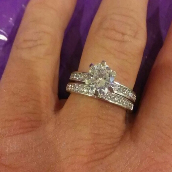 Jewelry - 💙💎Wedding set size 8💎💙