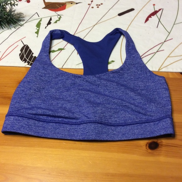 Lululemon sport bra