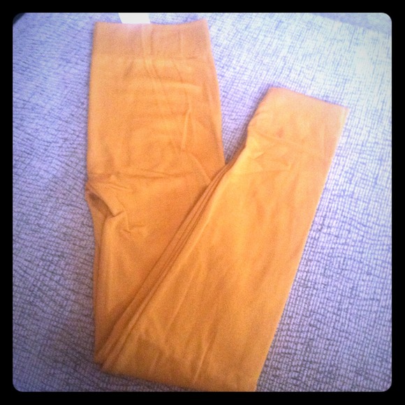 NWT LEGGINGS😘