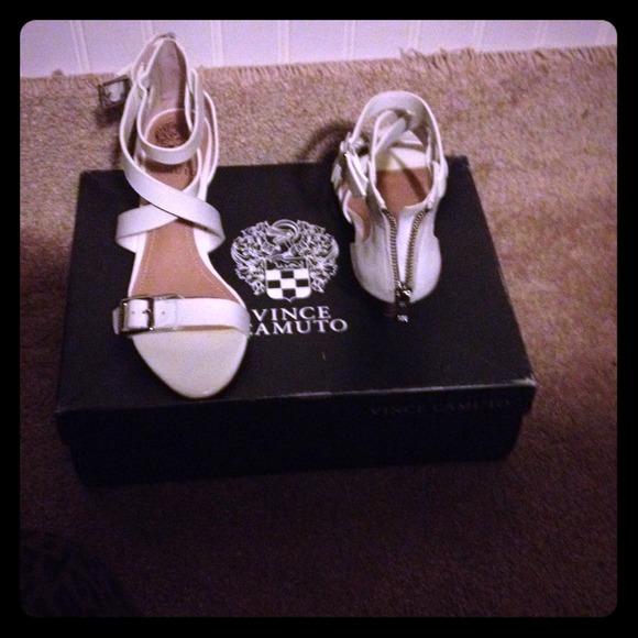 Vince Camuto White Leather Sandals
