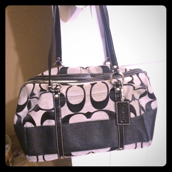 coach black and grey purse