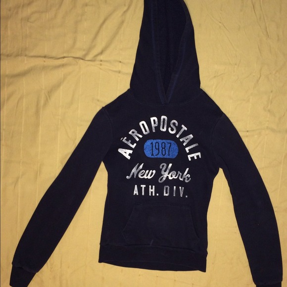 Navy sweatshirt