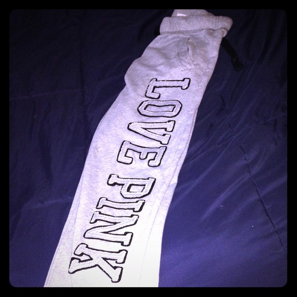 Grey sweat pants bootleg, comfy no damage