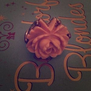 Pink rose ring 🌹