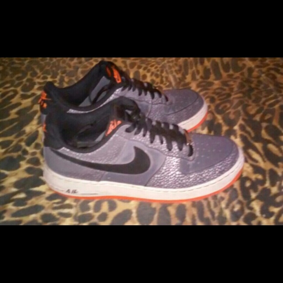 Nike Air Force 1 - Picture 3 of 3