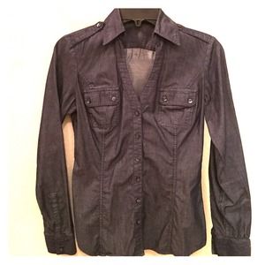 Express Chambray Button-Up!