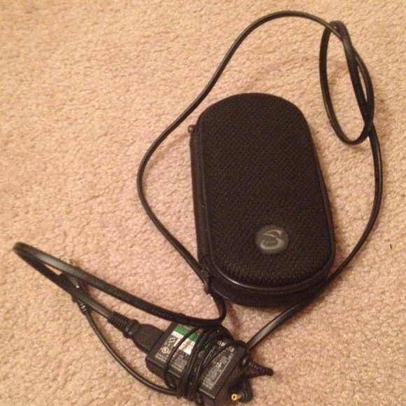 Psp charger and case to hold games
